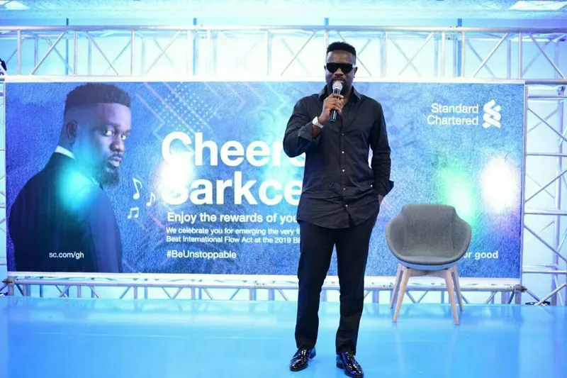 This Twitter user turned Sarkodie into designer perfumes and it’s fashion goals
