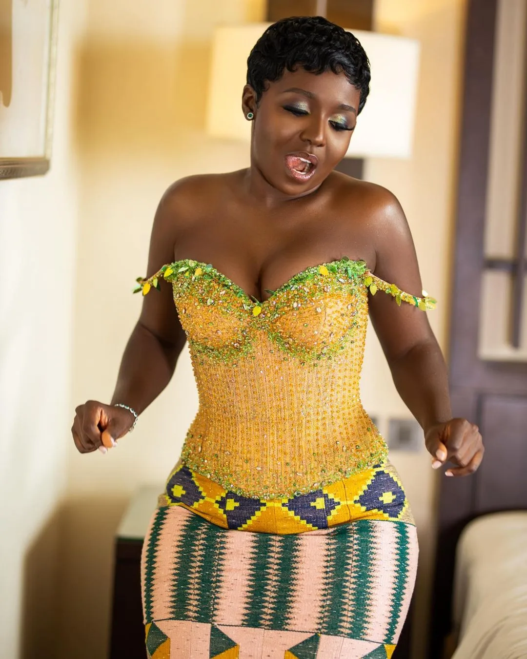 15 traditional Kente gowns from Pistis Ghana that will dazzle you even in 2021