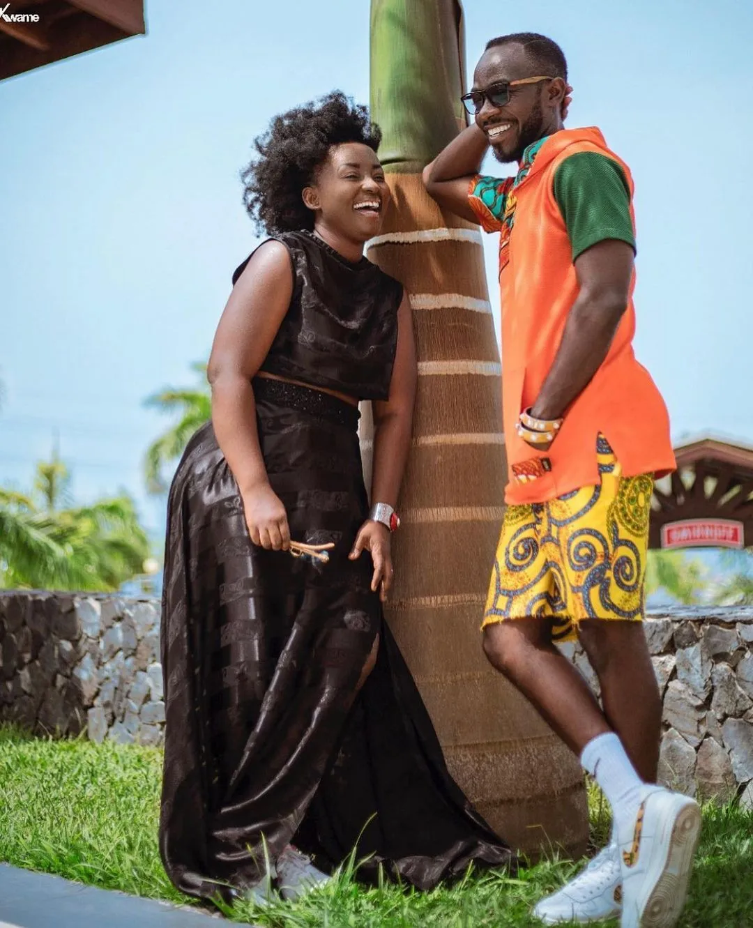 You would definitely grin at this video of Okyeame Kwame and his wife on their wedding anniversary