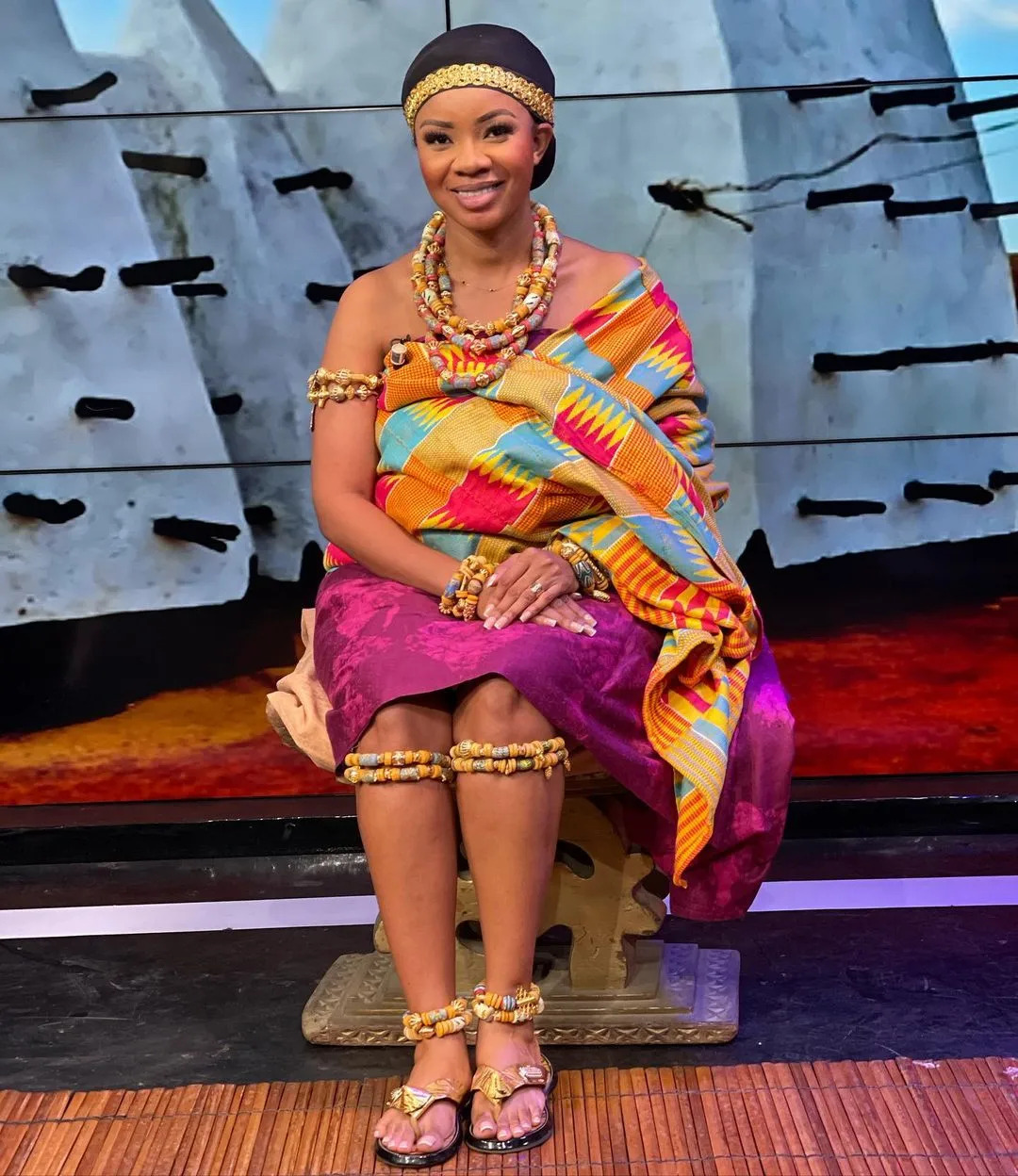 Serwaa Amihere transformed into a real-life Ghanaian queen for #GhanaWeekonGhOneTV