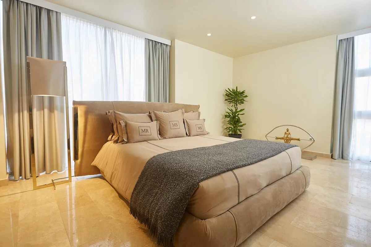 Presidential three bedroom penthouse at Kwarleyz Residence in Ac