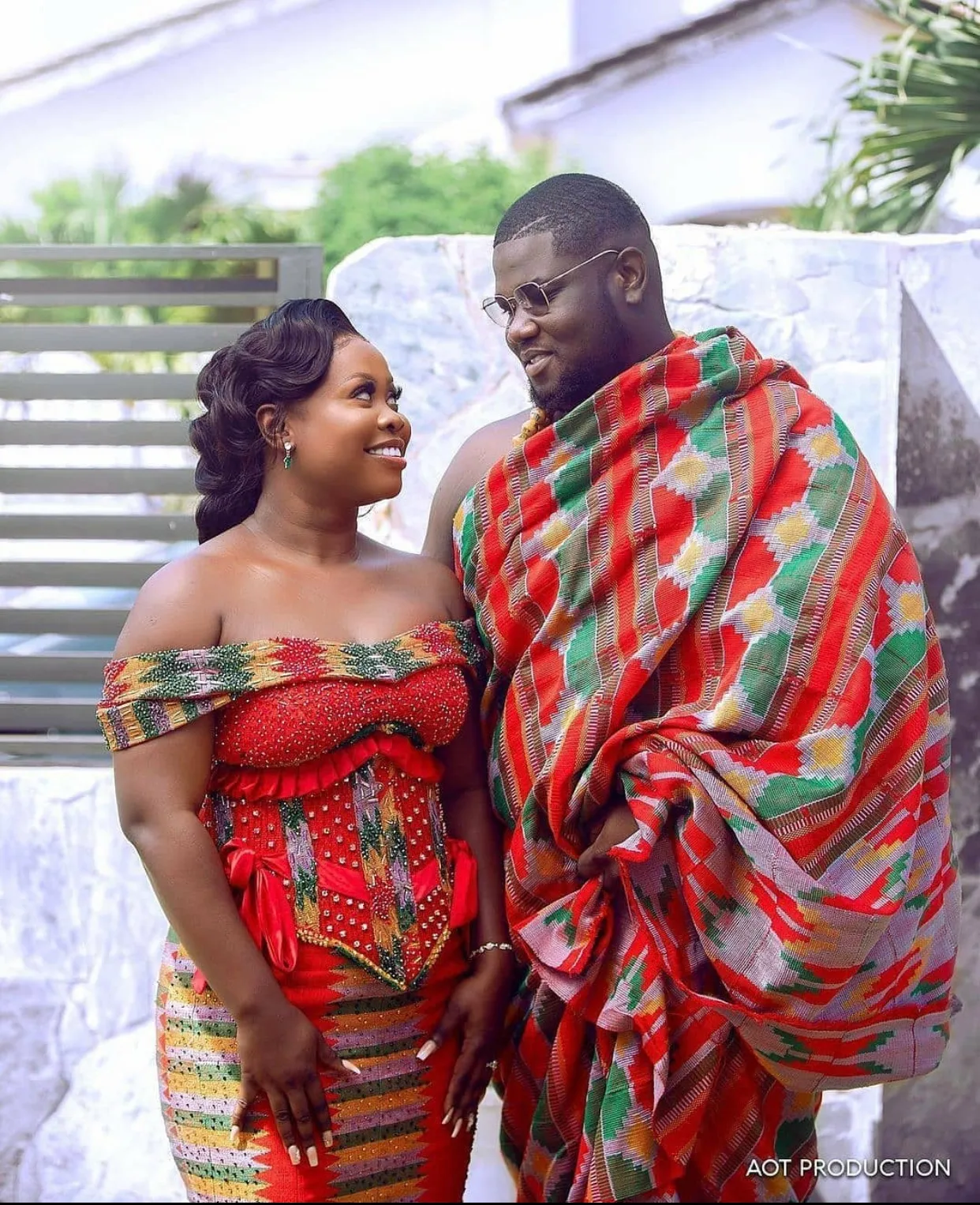 These matching traditional Kente outfits will inspire you to get married in 2021