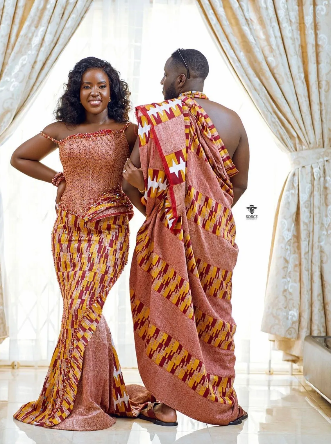 These matching traditional Kente outfits will inspire you to get married in 2021