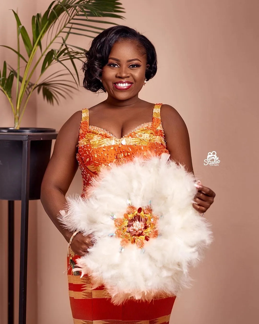 True Love wins!! Kaakie's official photos are so gorgeous we can't stop staring