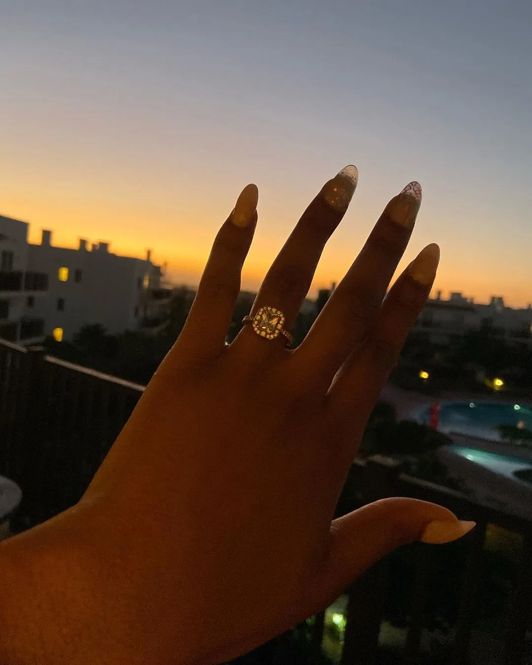 #BBNaija's Gedoni proposal to his sweetheart Khafi is the best Christmas gift anyone could ask for