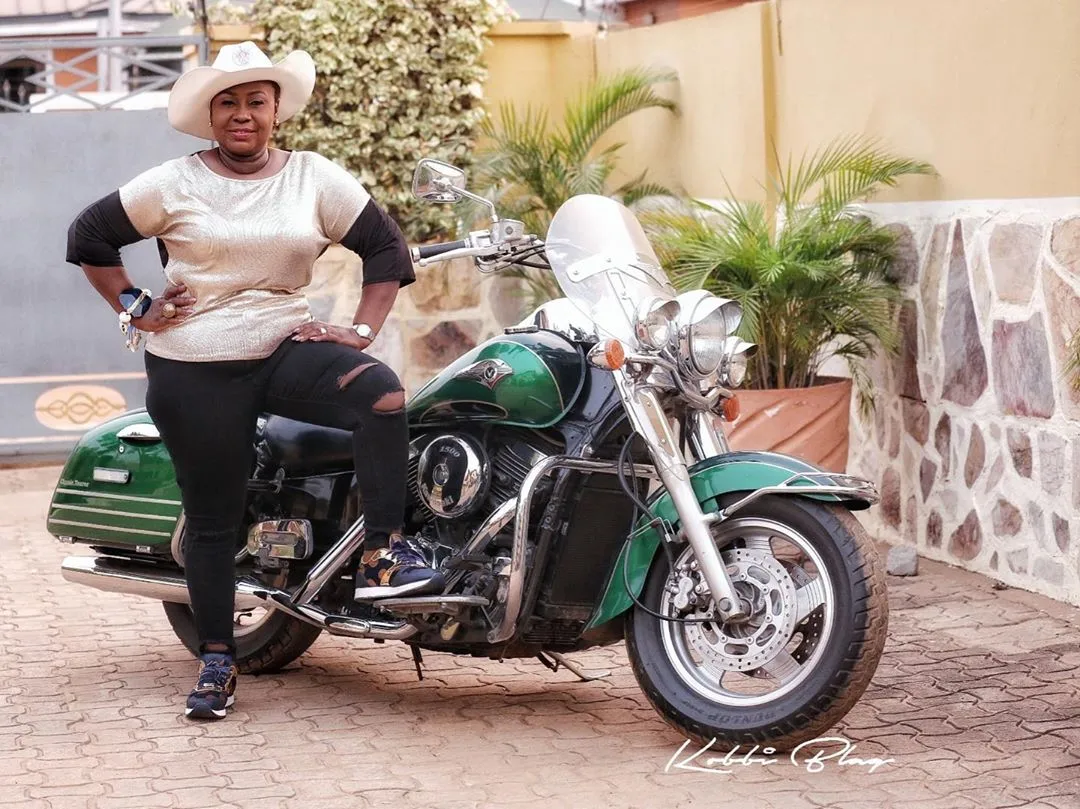 Oheneyere Gifty Anti rings in her Golden age with regal photos and a thankful heart