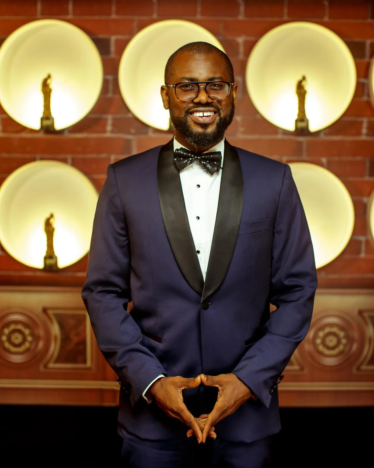 The Verdict is out!! Here are the best and worst dressed celebrities at the EMY Awards
