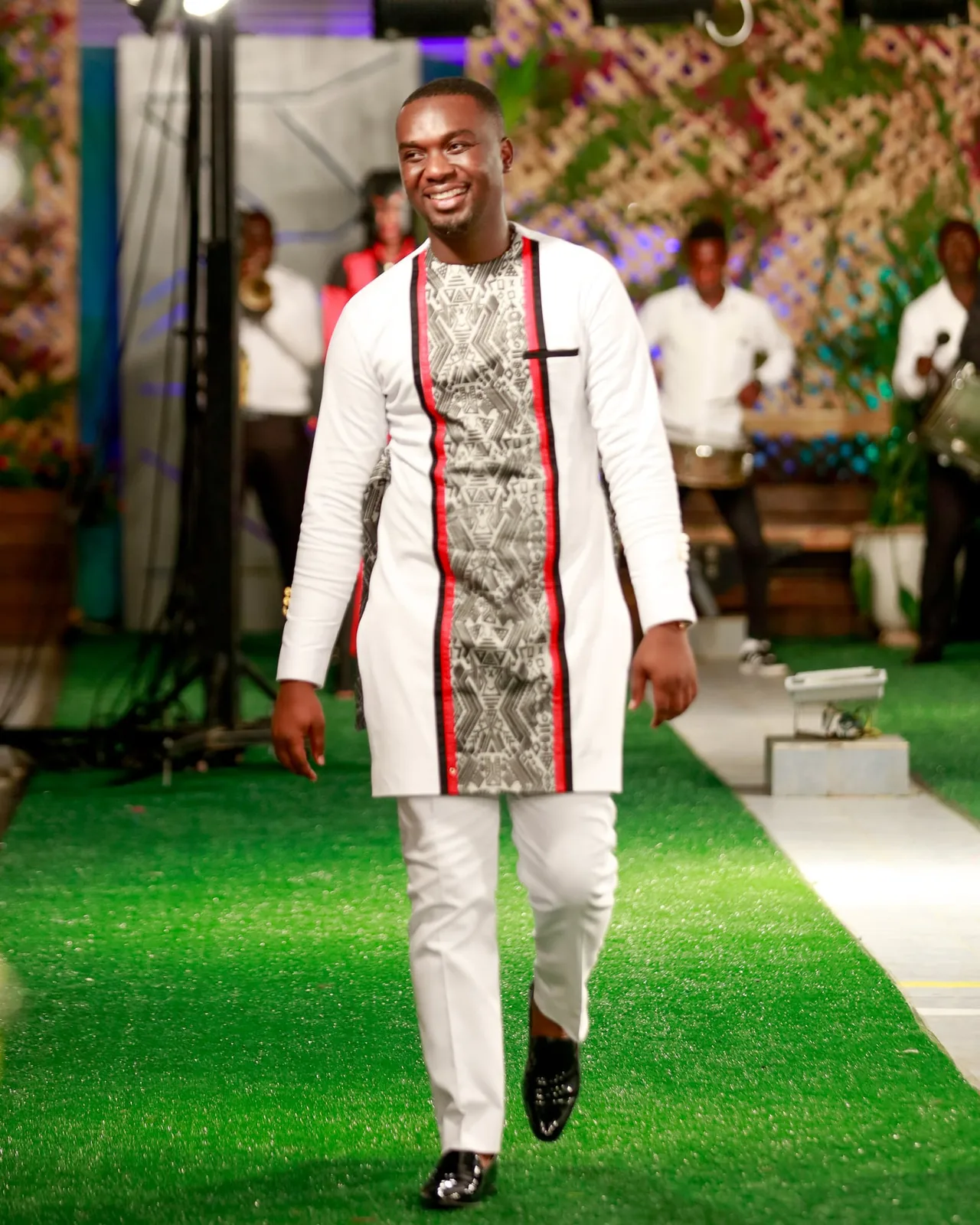 These photos of Joe Mettle, Wiyala and Adjetey Anang walking on the runway has got us clapping
