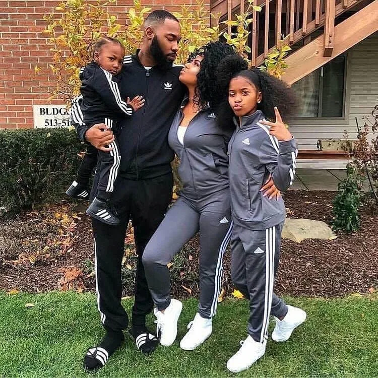 10 healthy photos of Black families the internet can’t have enough of