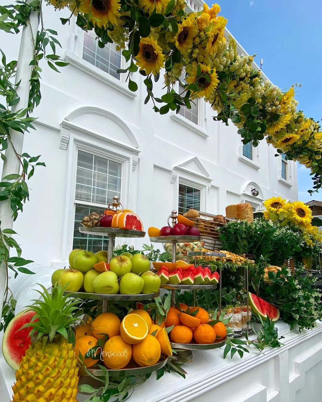 FRUITS