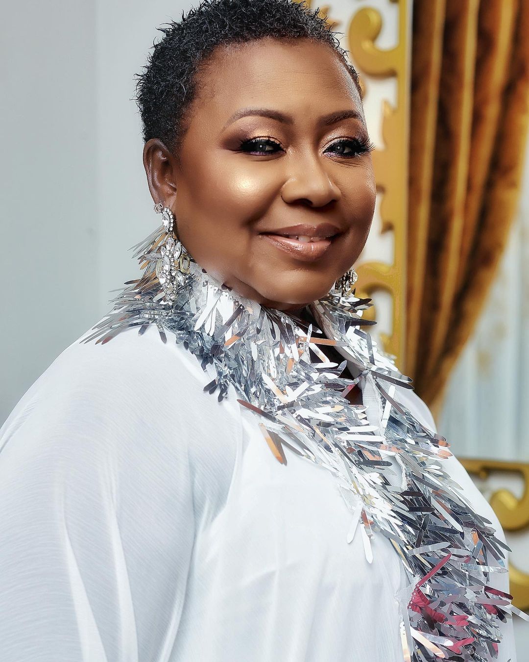 Extraordinary Oheneyere Gifty Anti celebrates 51st birthday with a svelte new look π