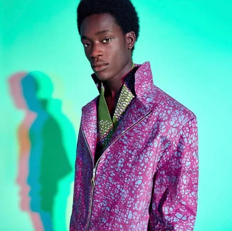 Vlisco’s Bubble Wax is back, pulsating with different colours and designs.