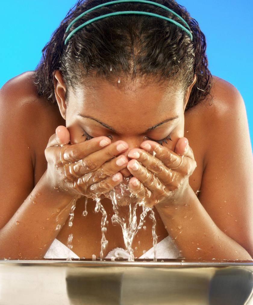Want better-looking skin? Take a look at these 4 skincare mistakes that we all make