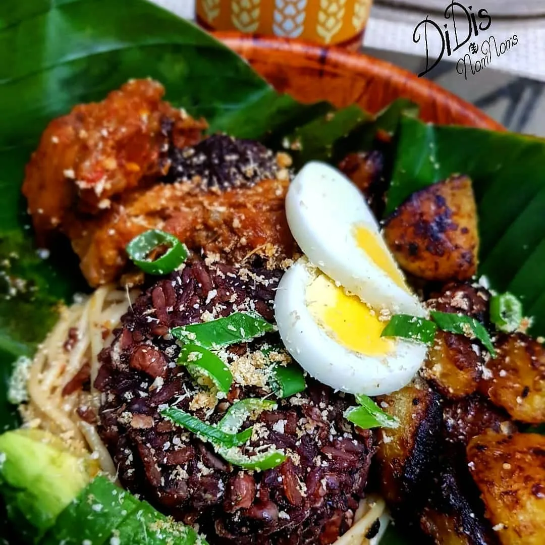 8 mouth-watering photos of waakye that will tempt your taste buds