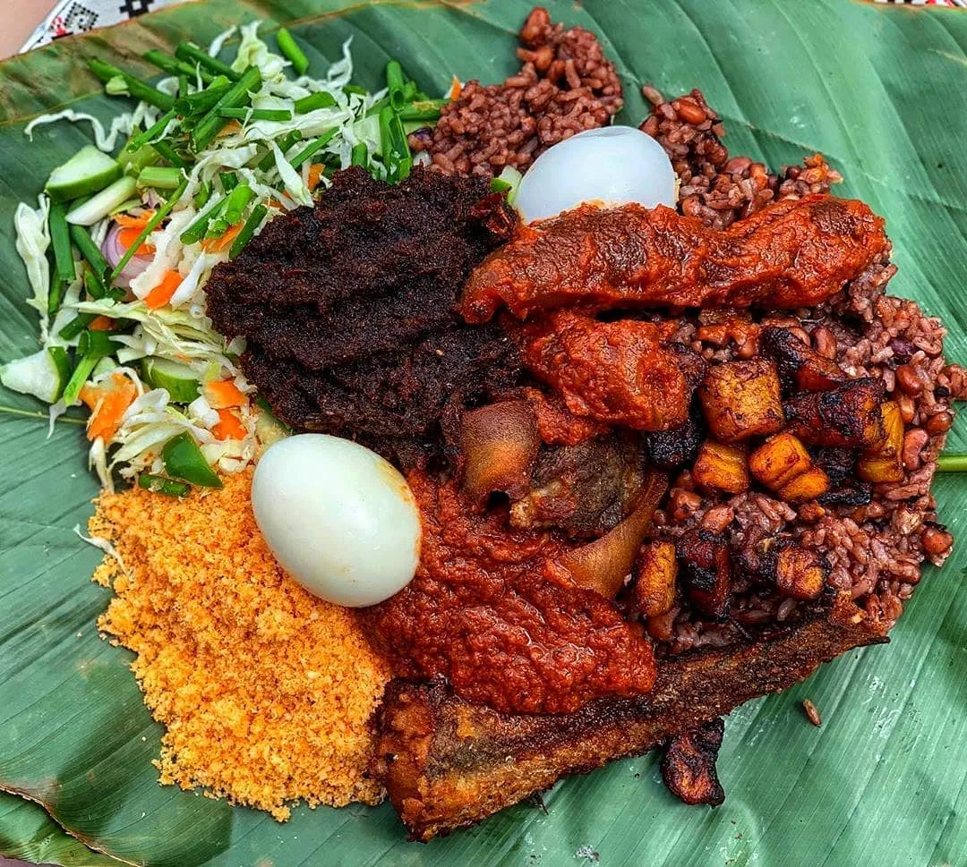8 mouth-watering photos of waakye that will tempt your taste buds