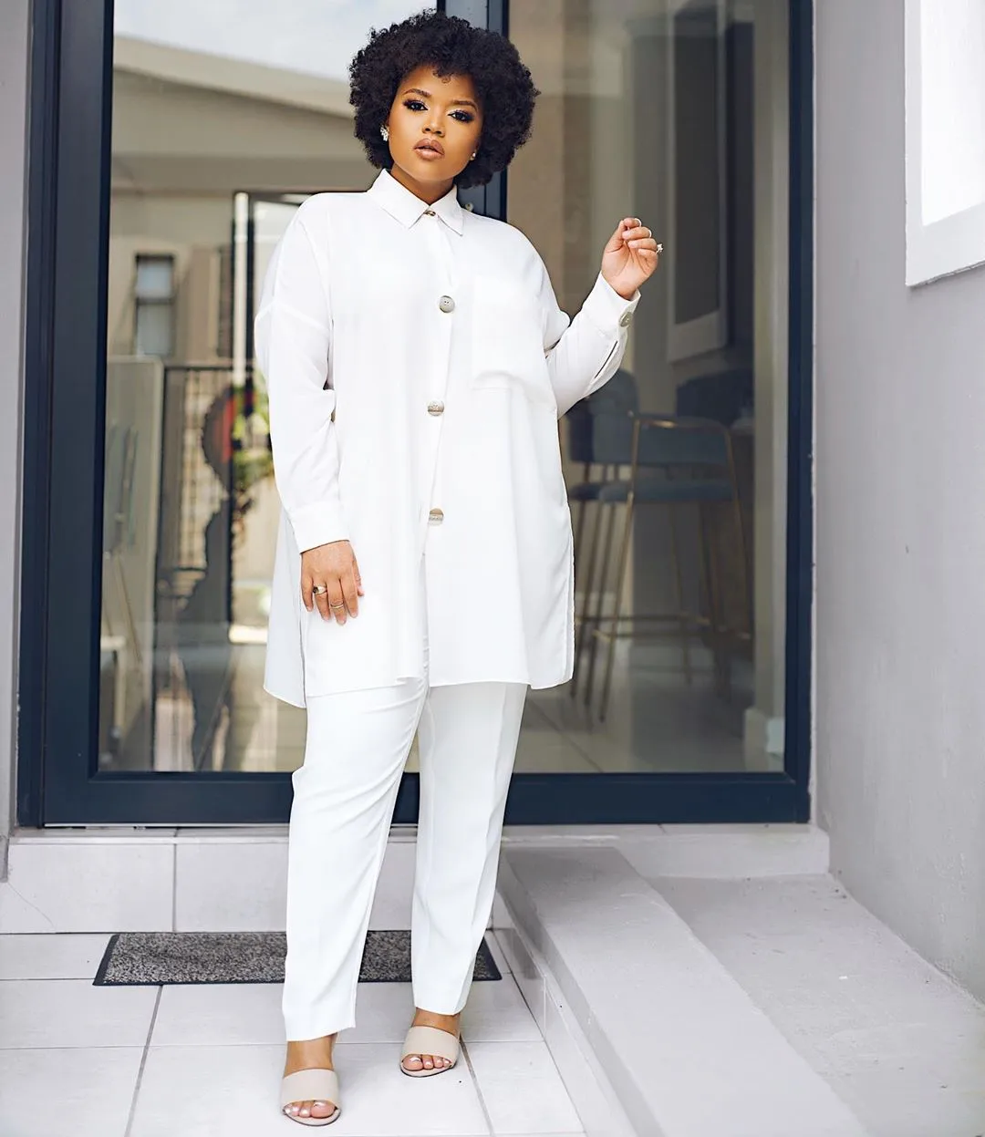 Glamour, Attitude and Graceful vibes is what we are feeling with this week's wedding guest style