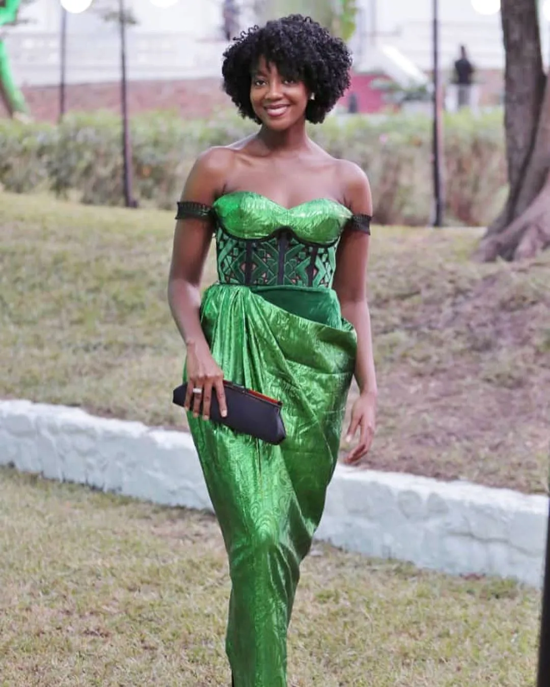 Glamour, Attitude and Graceful vibes is what we are feeling with this week's wedding guest style