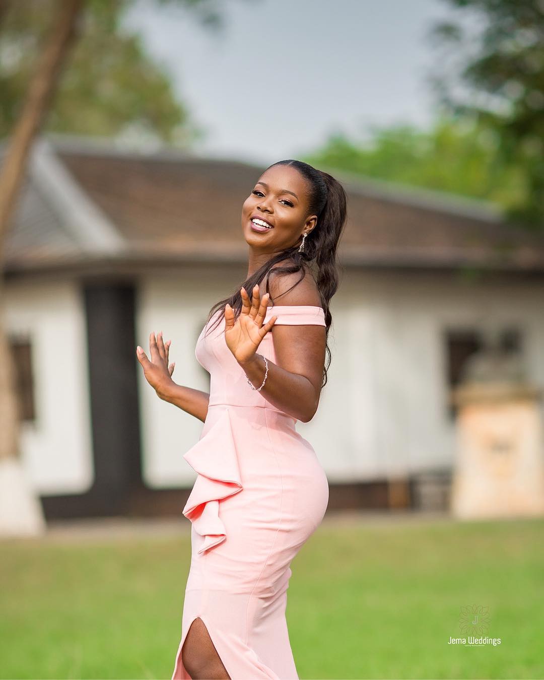 15 Gorgeous wedding guest outfit you should be checking out this week