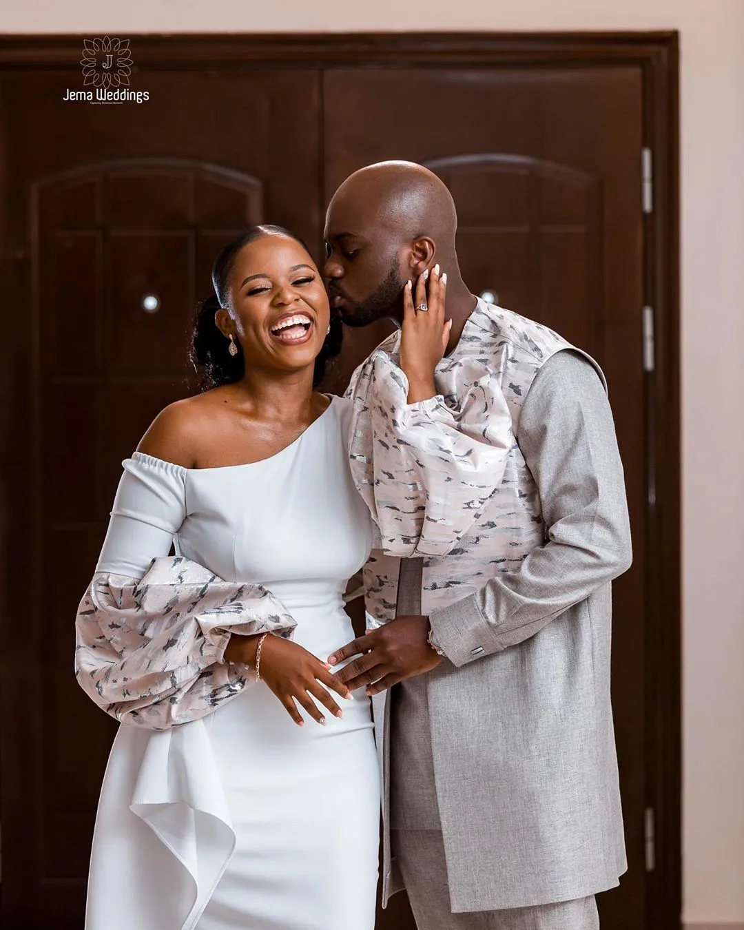 Feel the beauty of love in Nana and Michelle’s wedding