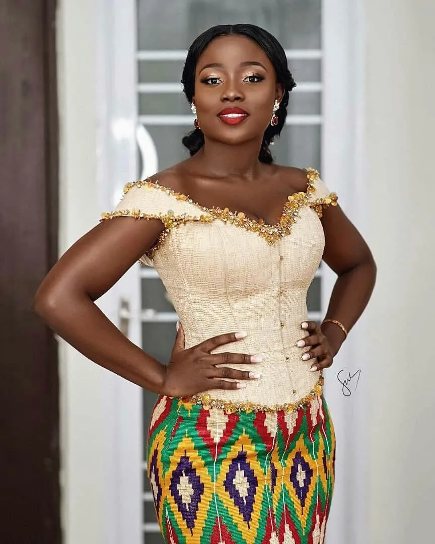 15 traditional Kente gowns from Pistis Ghana that will dazzle you even in 2021