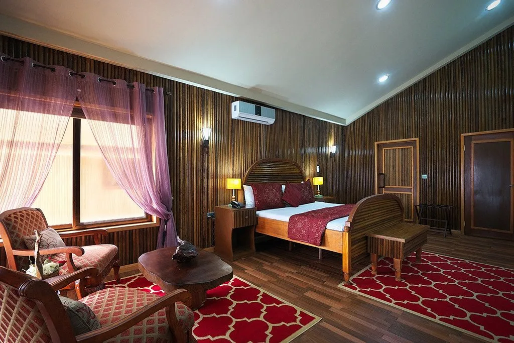 Weddings are ongoing and we couldn’t resist bringing you the most luxurious locations for your honeymoon in Ghana.