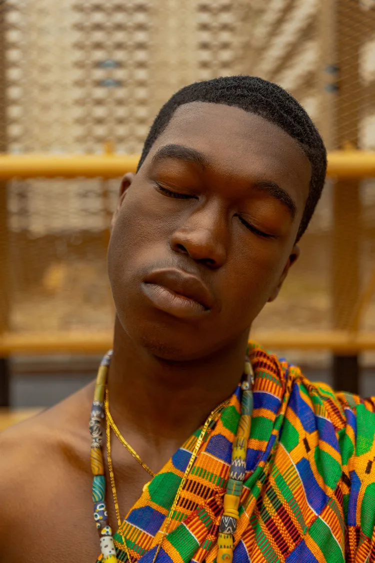 Visual artist, Josef Adamu eulogizes Ghanaian kente in his JUMP BALL series