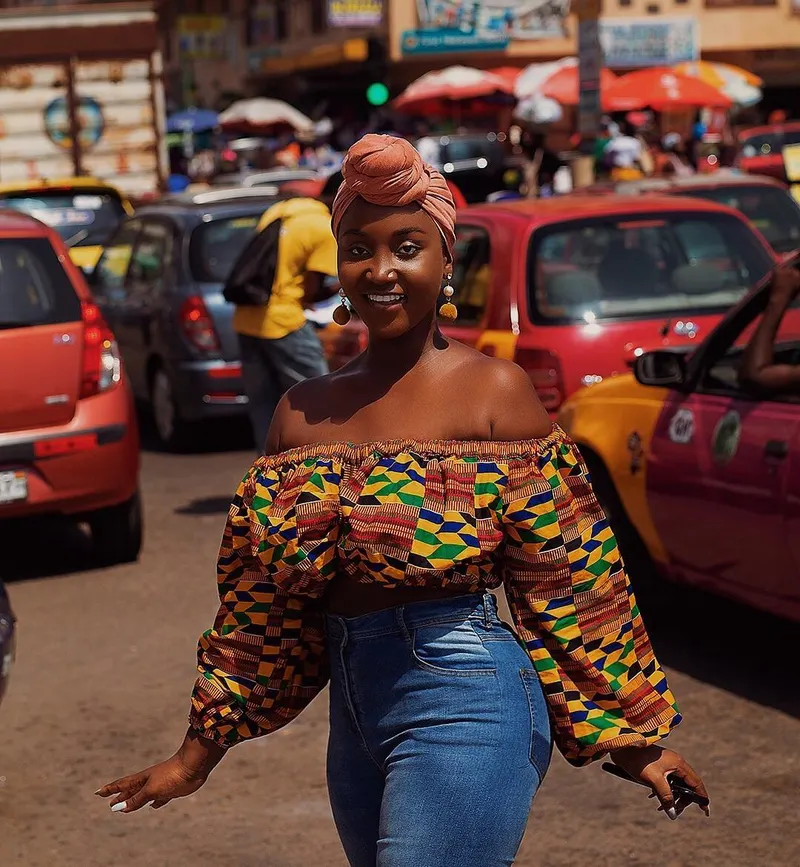 How style influencer, Lharley was duped by an Instagram store