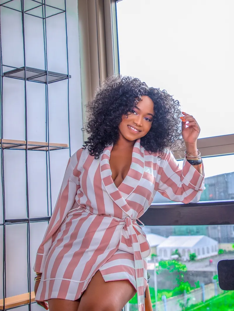7Mary Edoro x Elpis Megalio Lagoscitychic