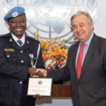 20181129636790819790307561Osei_660_HOL